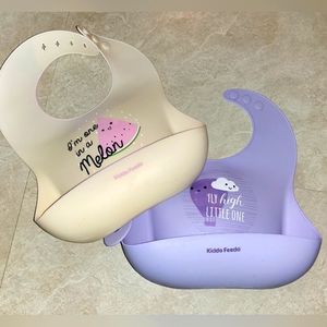 Set of 2 Kiddo Feedo Silicone Bib for Babies and Toddlers
